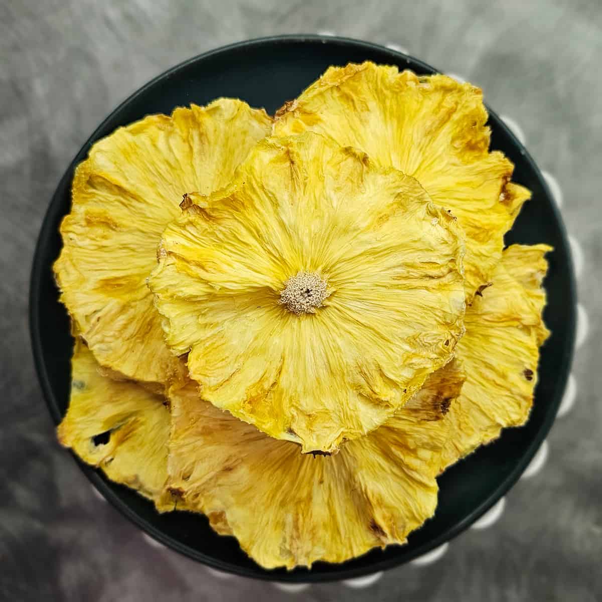 Pineapple slice